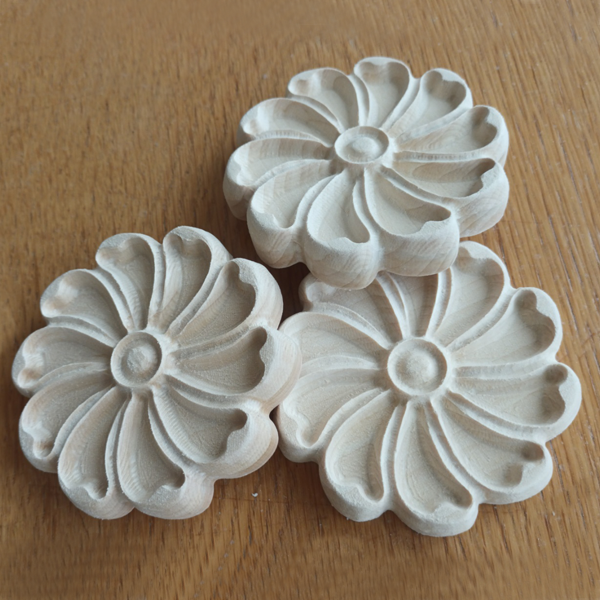 Woodcarved ornaments for your furniture