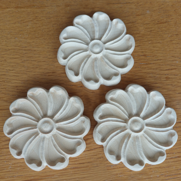 Woodcarved ornaments for your furniture